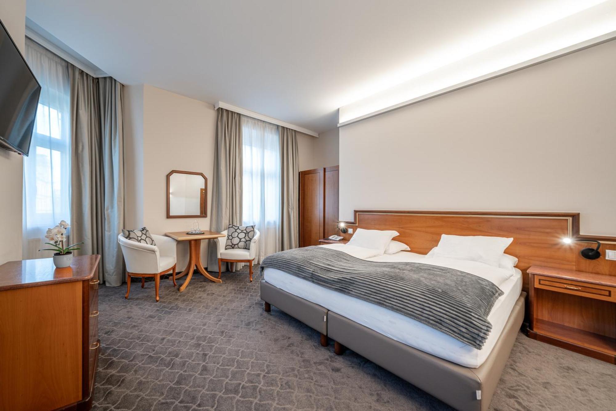Hotel Neue Post I Self Check-In Innsbruck Esterno foto