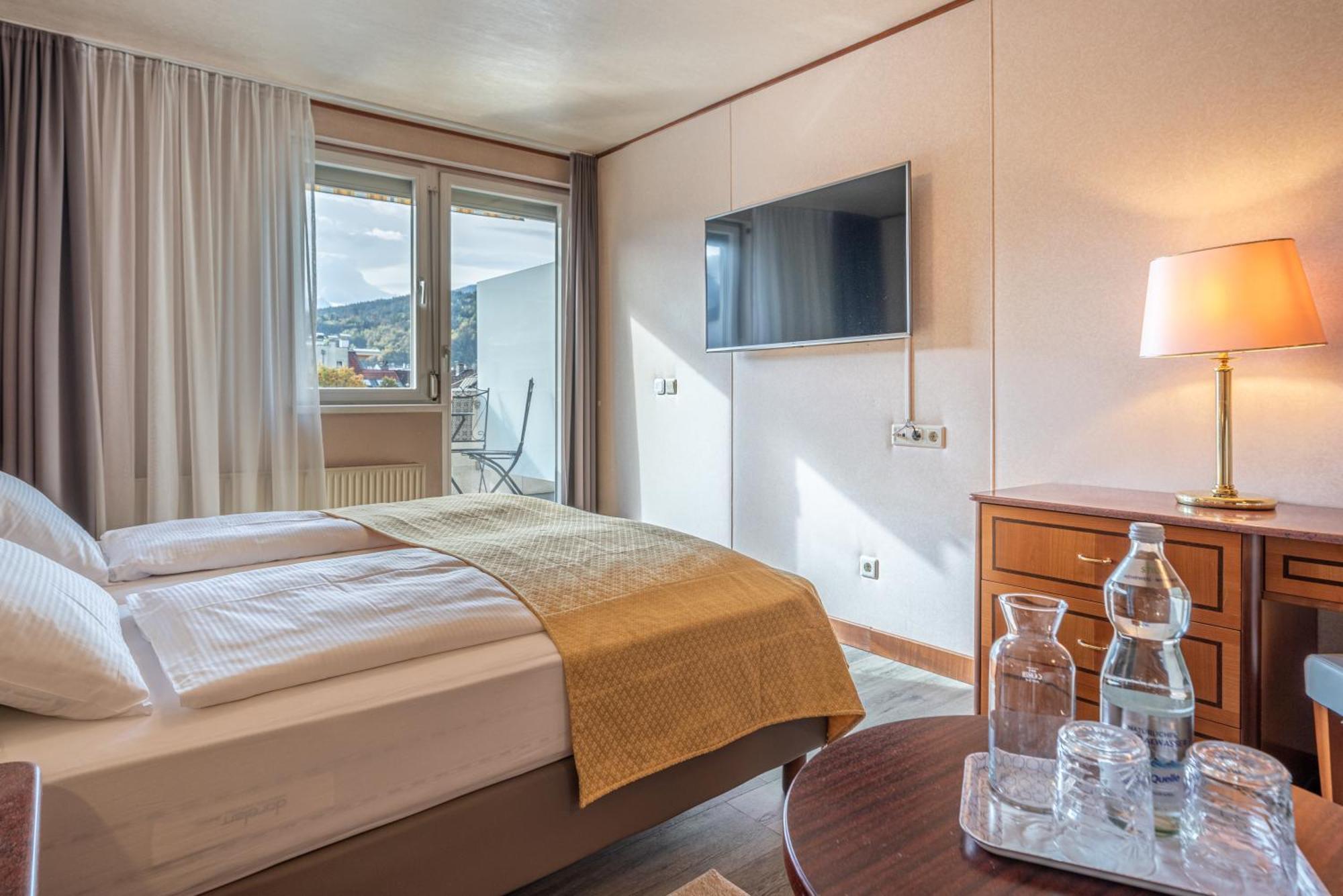 Hotel Neue Post I Self Check-In Innsbruck Esterno foto
