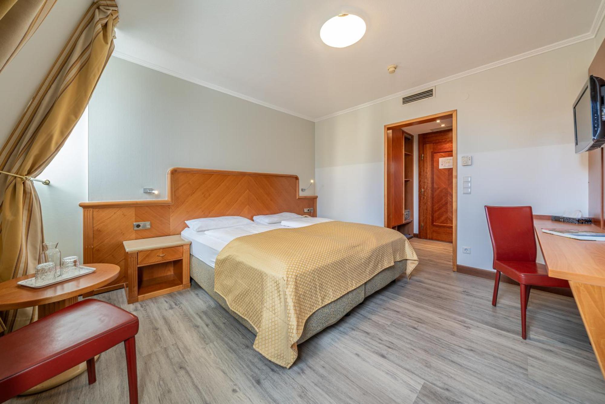 Hotel Neue Post I Self Check-In Innsbruck Esterno foto