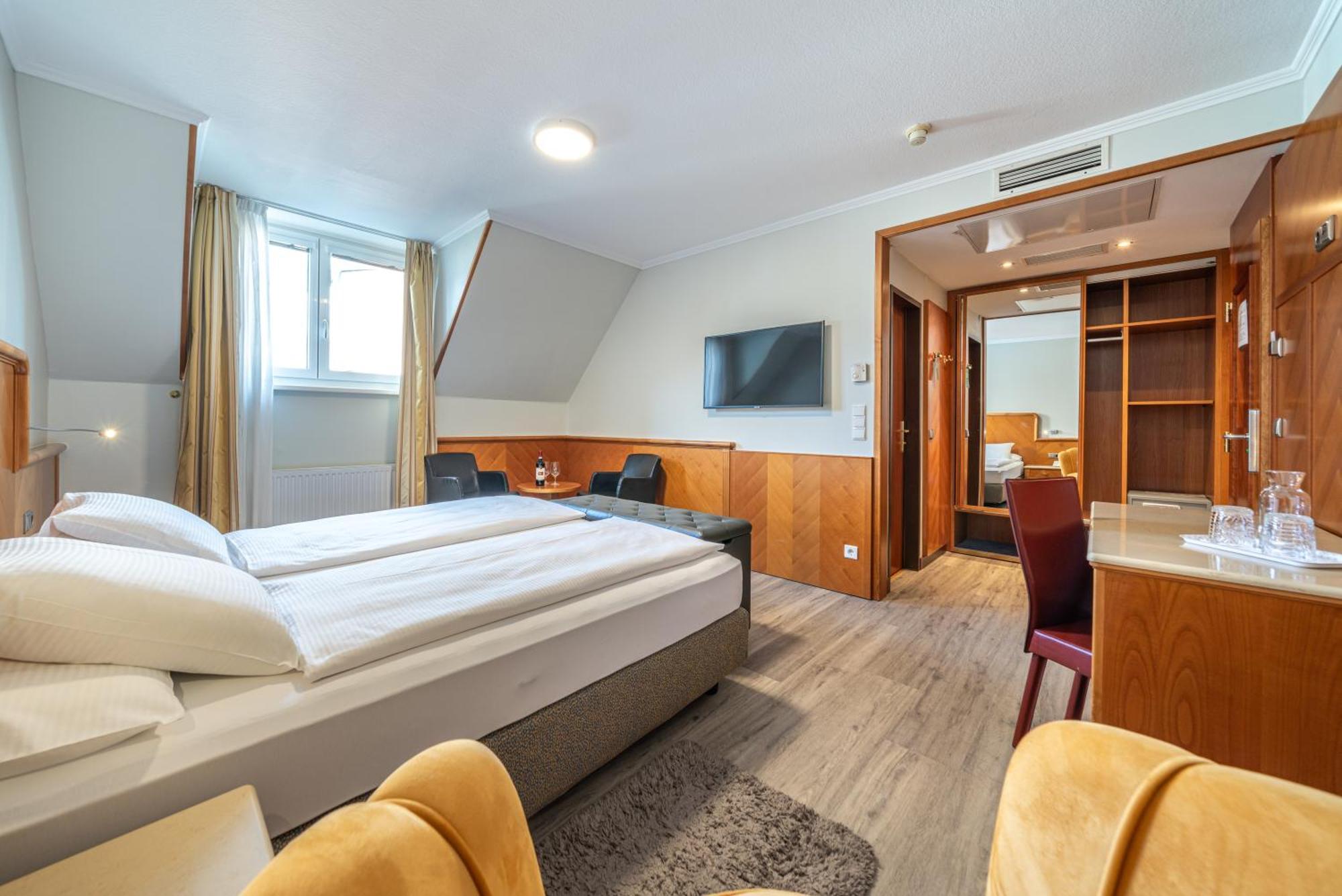 Hotel Neue Post I Self Check-In Innsbruck Esterno foto