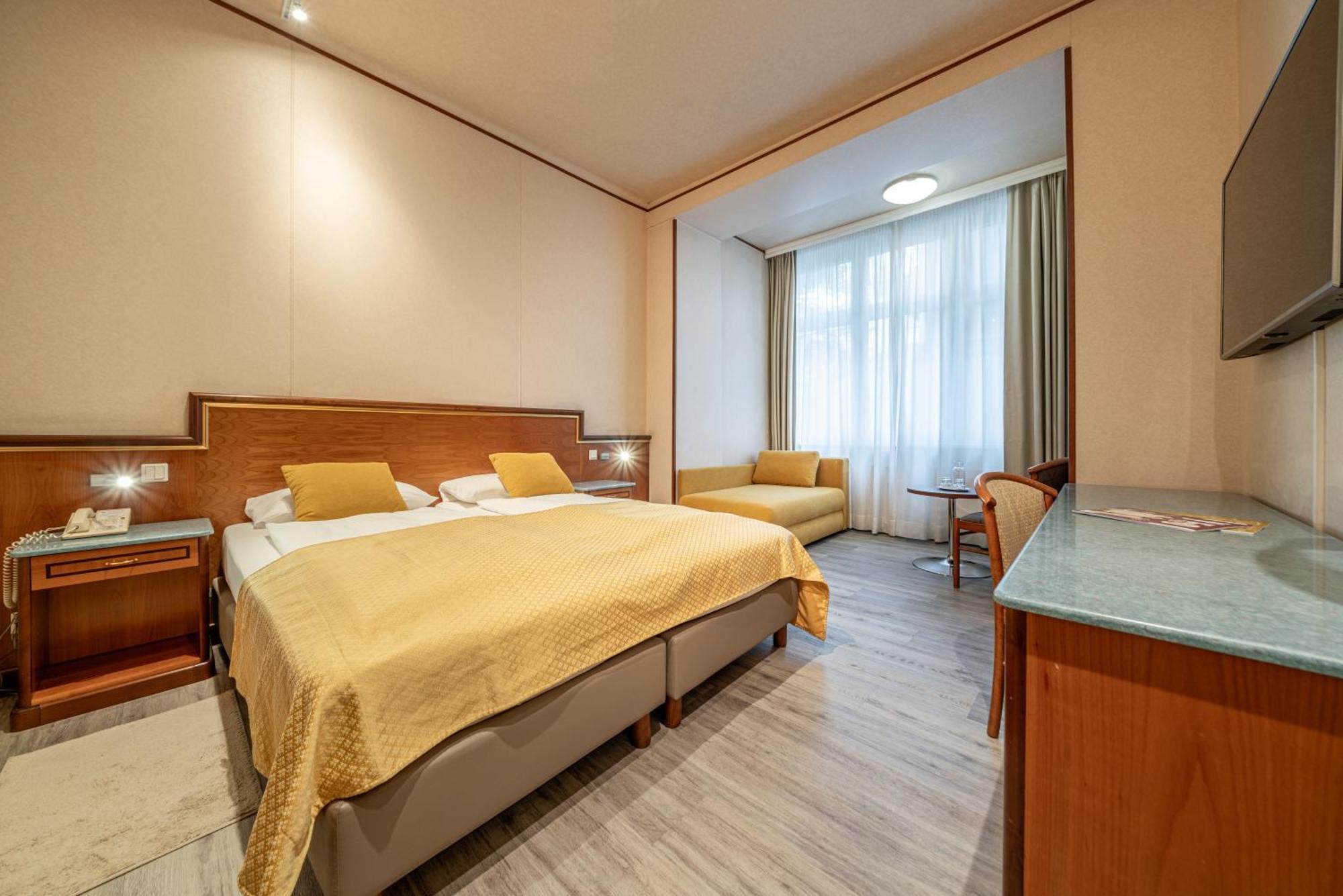 Hotel Neue Post I Self Check-In Innsbruck Esterno foto