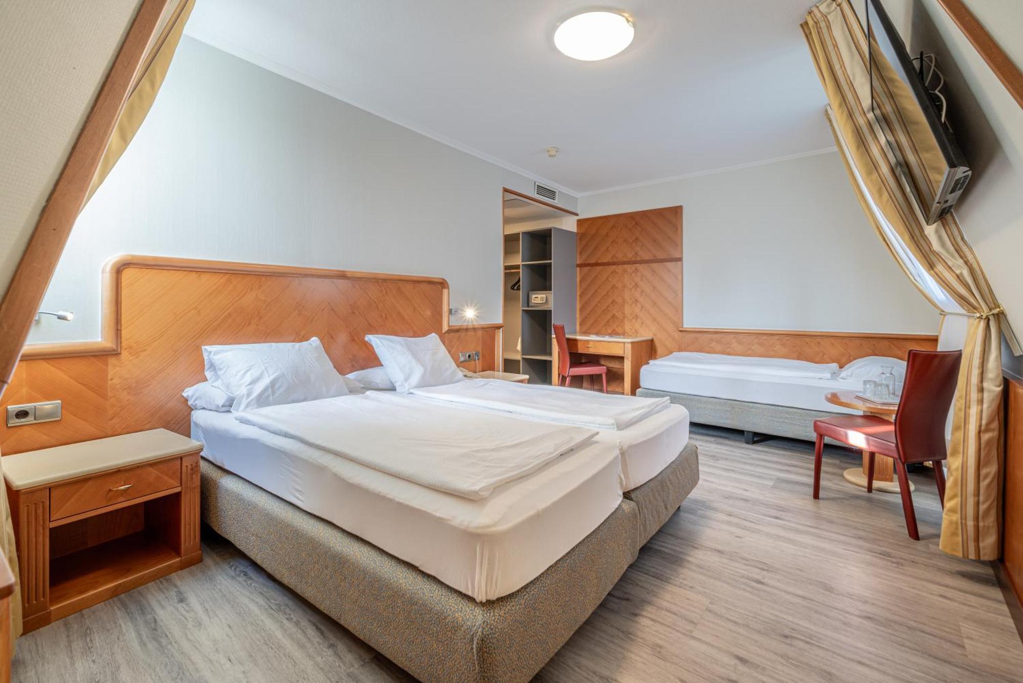 Hotel Neue Post I Self Check-In Innsbruck Esterno foto